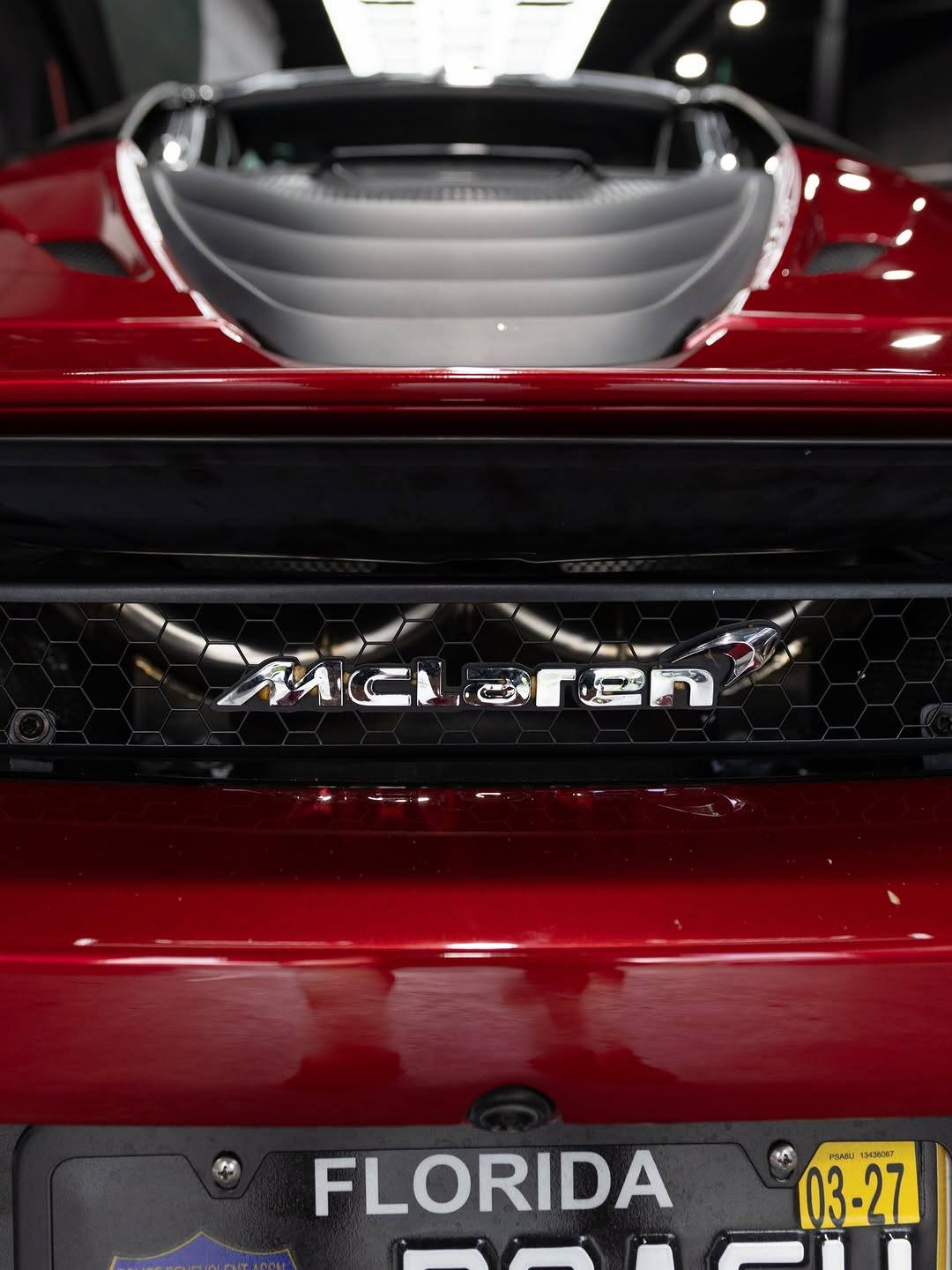 McLaren 720S rear